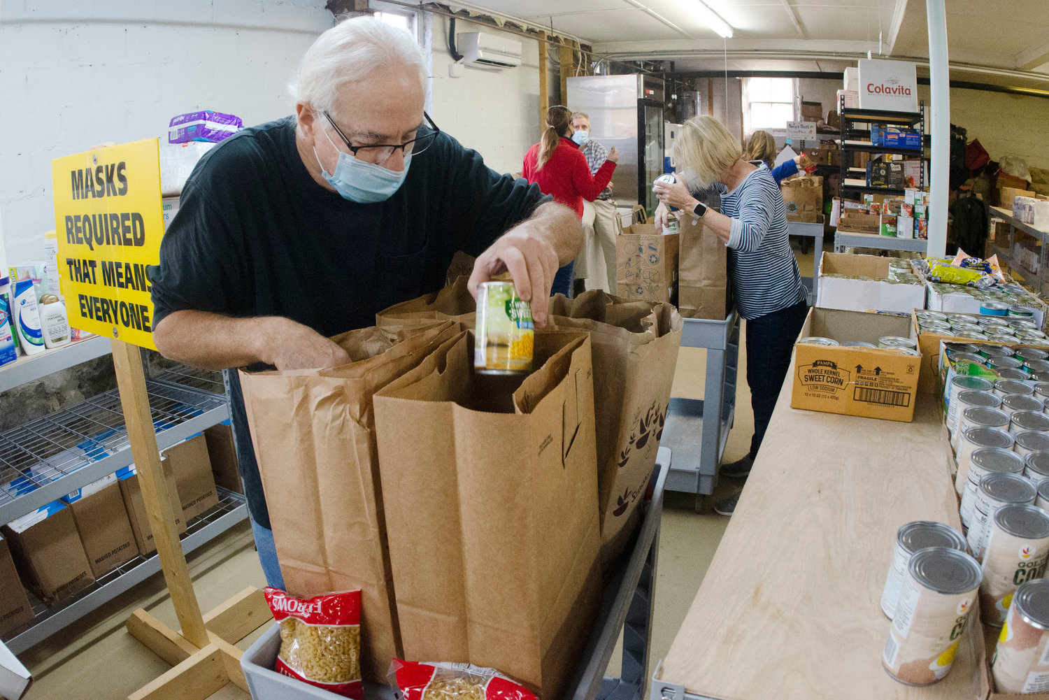 westport-food-pantry-here-to-stay-eastbayri-news-opinion